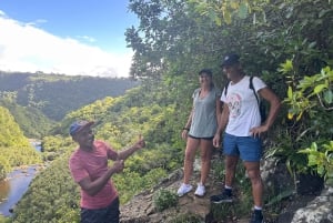 Opastettu vaellus 7 vesiputoukselle, Mauritiuksen luonnonhelmi: Plaine-Wilhems