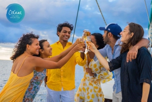 Ile Aux Bénitiers: Private Katamaran-Kreuzfahrt mit Gourmet-Mittagessen