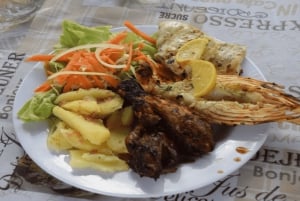 Lancha Rápida Île aux Bénitiers + Nado con Delfines y Almuerzo