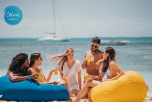 Île aux Cerfs: privé catamarancruise met gastronomische lunch