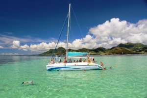 Ile aux Cerfs: El mejor día en catamarán.