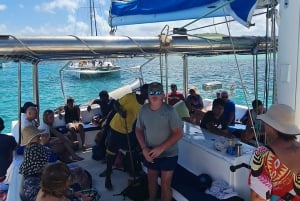 Ilot Gabriel: Katamarankryssning och BBQ-lunch