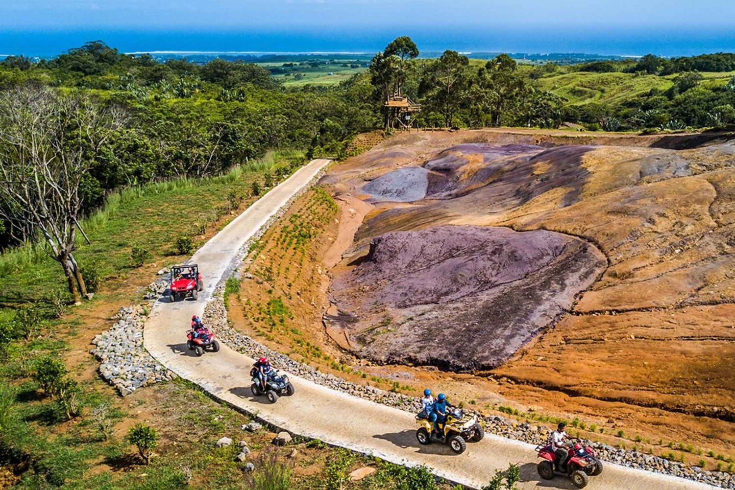 Tour di un giorno del Parco Naturale di La Vallee des Couleur