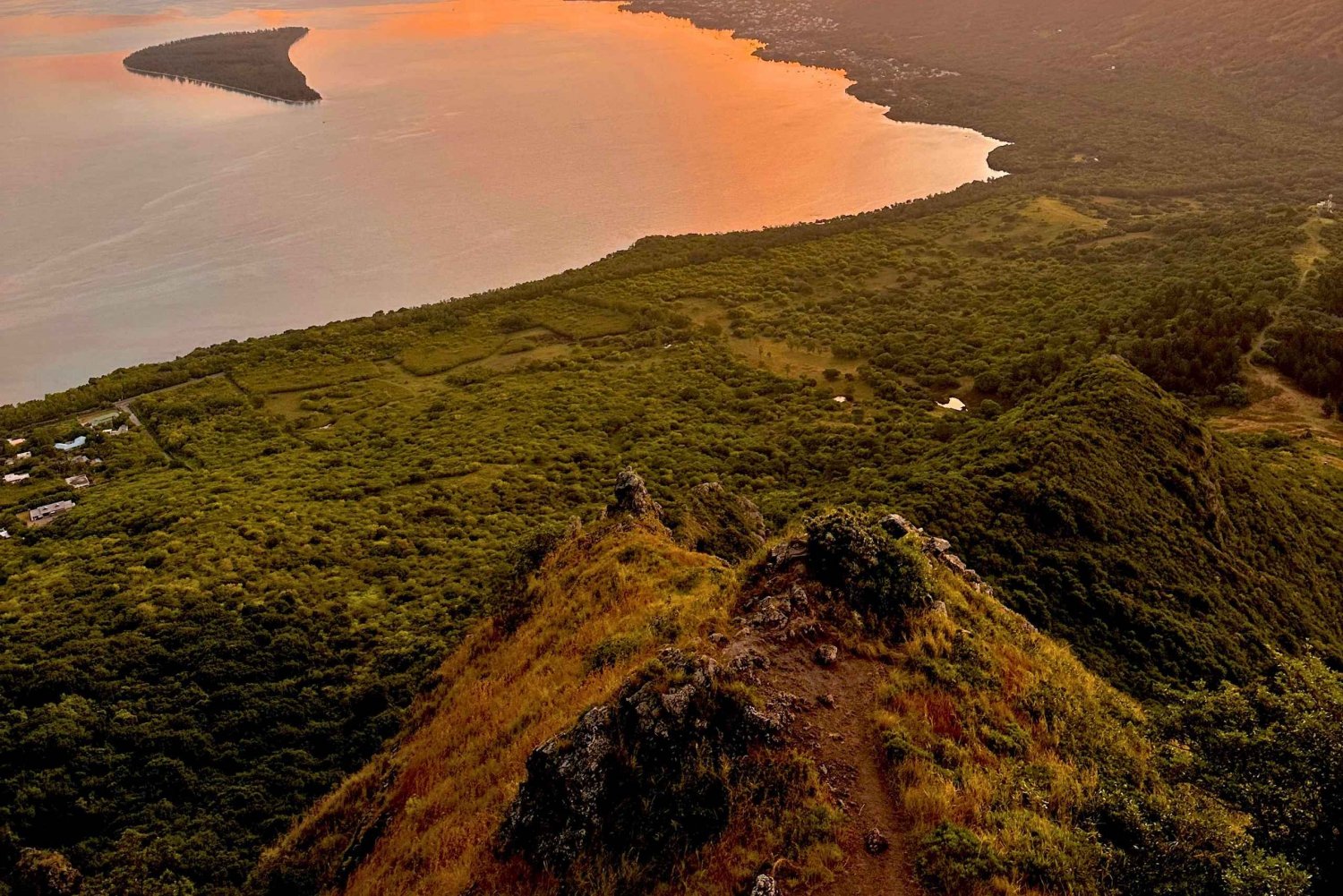 Escursione all'alba a Le Morne Brabant