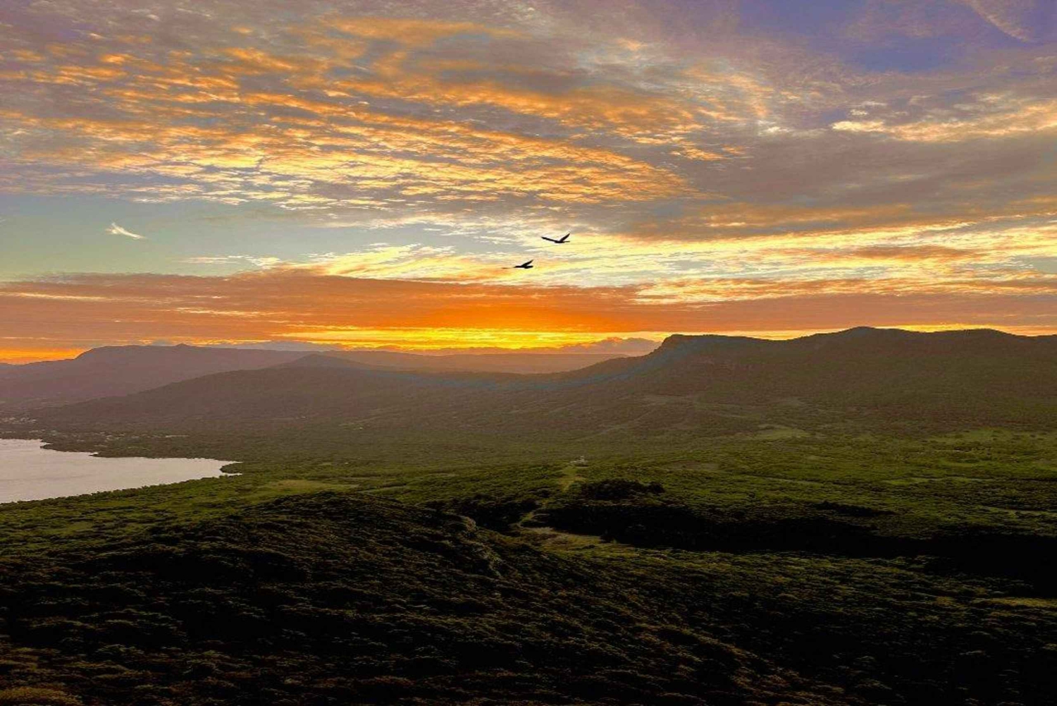 Randonnée au lever du soleil au Morne Brabant