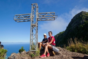 Le Morne: Mountain Hike with Local Guides