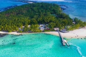 マエブール : リール デ ドゥ ココ島ボート ツアー (ランチ付き)