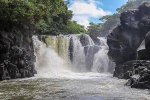 Mauritius: 3H Private Speed Boat Tour with Drinks & Snacks