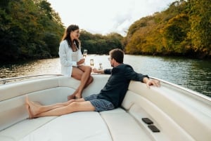 Mauritius: 5-Island Speedboat Tour with Lunch