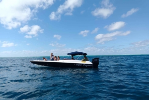 Mauritius 5 Islands Hopping Tours - PRIVATE BOAT