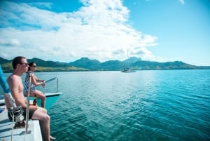 Mauritius: Katamarancruise til Ile aux Cerfs med BBQ-lunsj