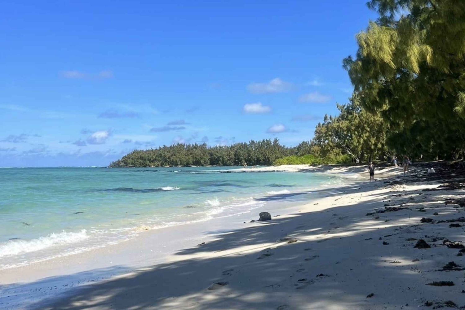 Mauritius: Catamaran Cruise with BBQ & Watersports