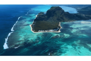 Mauritius: Privat helikoptertur till undervattensvattenfall