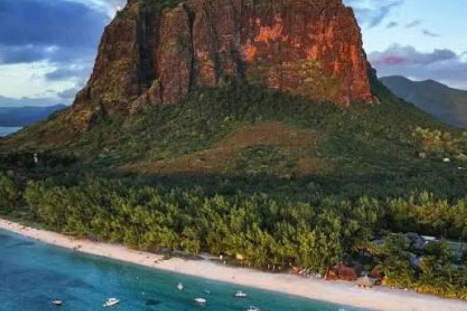 Mauritius: Flic en Flac & Le Morne Beach Day Trip