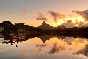 Mauritius: Guided Sunrise Kayak Tour on the Tamarin River