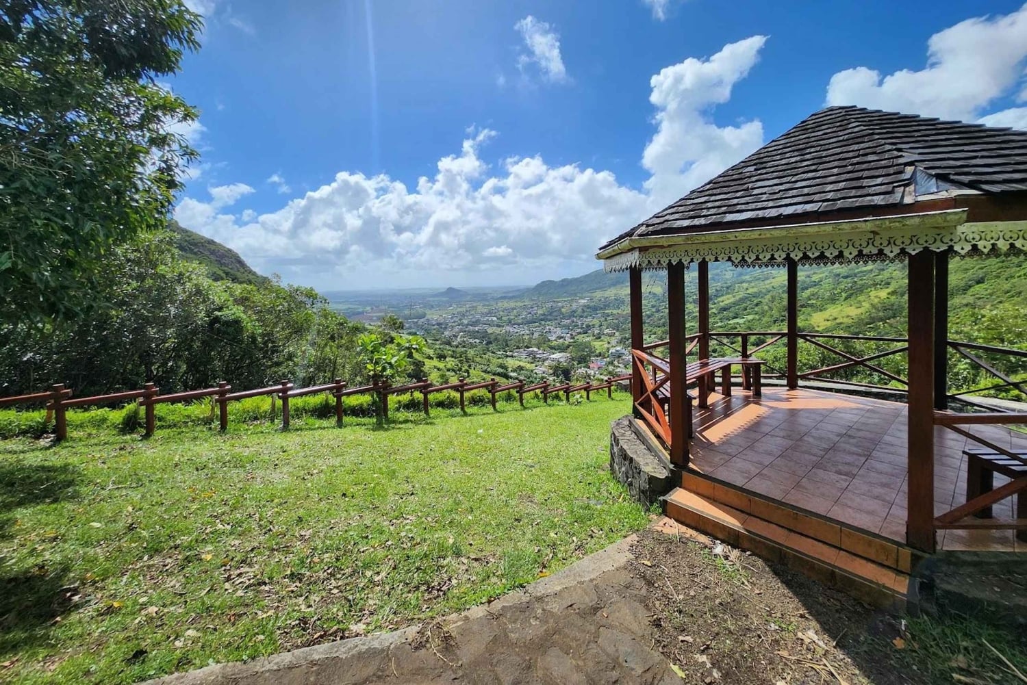 Mauritius: piilotetut helmet, vesiputoukset ja näköalapaikat