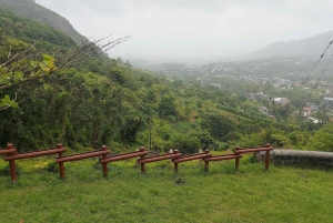 Mauritius: piilotetut helmet, vesiputoukset ja näköalapaikat