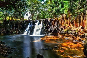 Mauritius: Hidden Waterfalls Discovery Tour with Pickup
