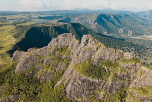 Mauritius: Hike and Climb Trois Mamelles Mountain