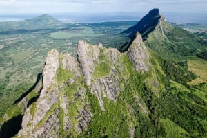 Maurice : Randonnée et escalade de la montagne des Trois Mamelles