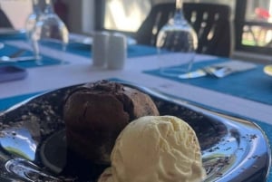 モーリシャス、ル・モルヌでのハイキング、ビーチ、レストランでのお食事をお楽しみください