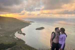Maurice : Le Morne : Randonnée intime loin de la foule