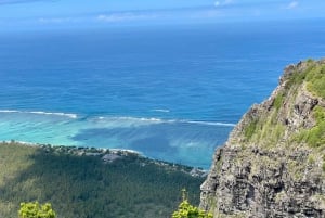 Maurice : Le Morne : Randonnée intime loin de la foule