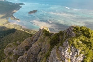 Mauritius: Le Morne Mountain Guided Sunrise Hike and Climb