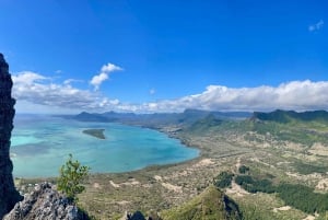 Maurice : Le Morne : Randonnée intime loin de la foule