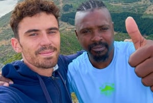 Mauritius: wędrówka o świcie na Le Morne + kawa na szczycie