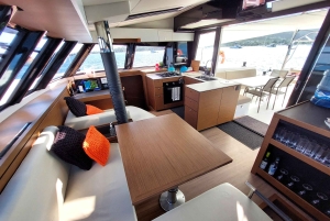 Mauritius: Liveonboard Catamaran Cruise around Mauritius