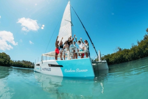 North East of Mauritius: Catamaran Cruise w/ BBQ Lunch