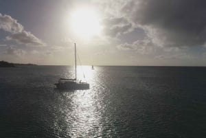 Nord di Mauritius: Crociera in catamarano al tramonto, bevande e spuntini
