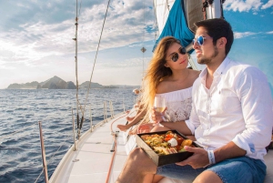 Mauritius: Privat katamaran-cruise i solnedgangen med middag