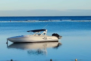 Mauritius: Private Rafale Speedboat Rental (Full Day or Half Day)