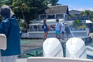 Mauritius: Private Rafale Speedboat Rental (Full Day or Half Day)