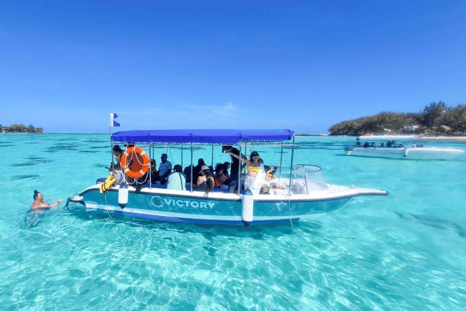 Mauritius: Quad, Pont Naturel, Museum & Blue Bay Tour