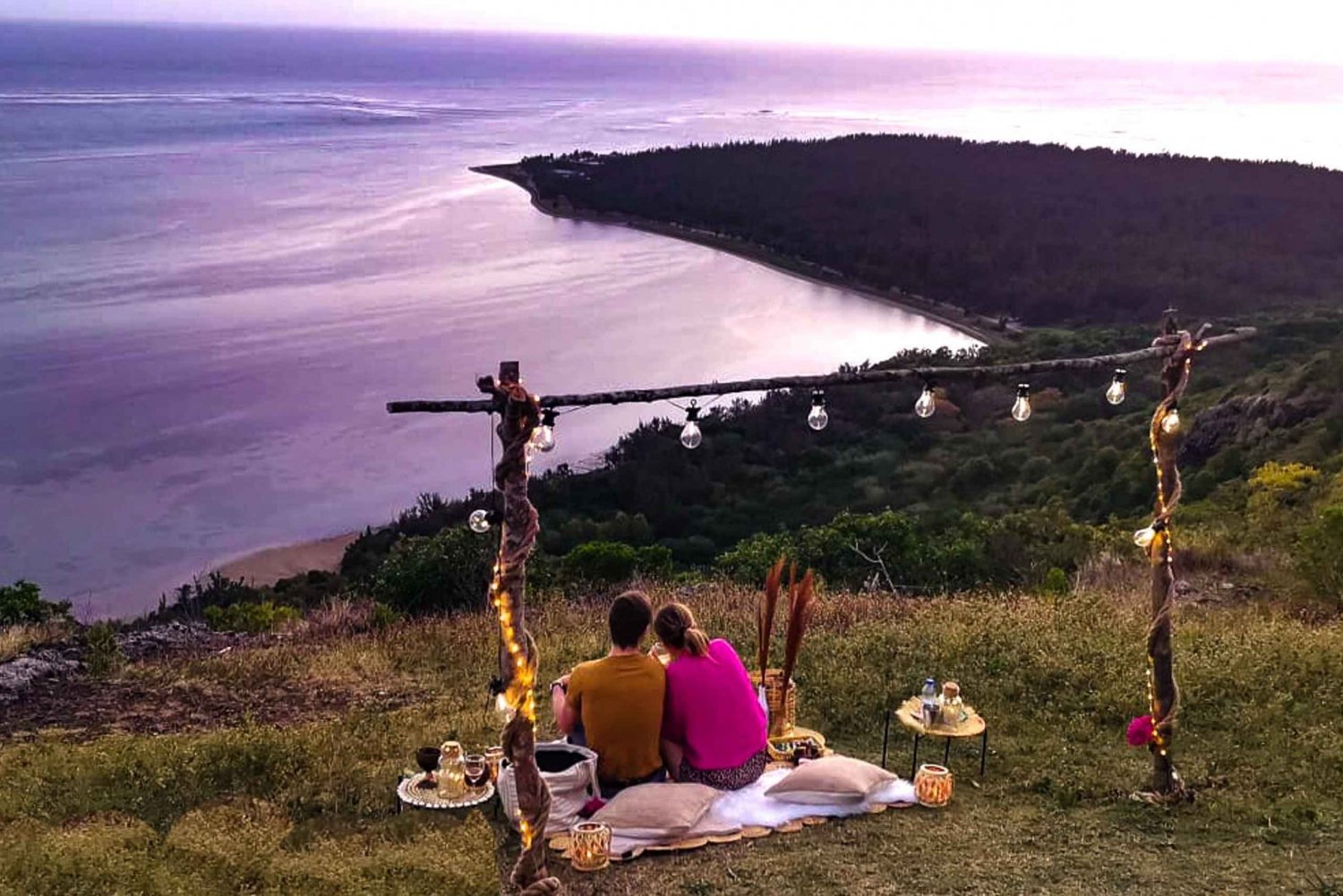 Maurice : Escapade romantique au coucher du soleil : bulles et saveurs locales