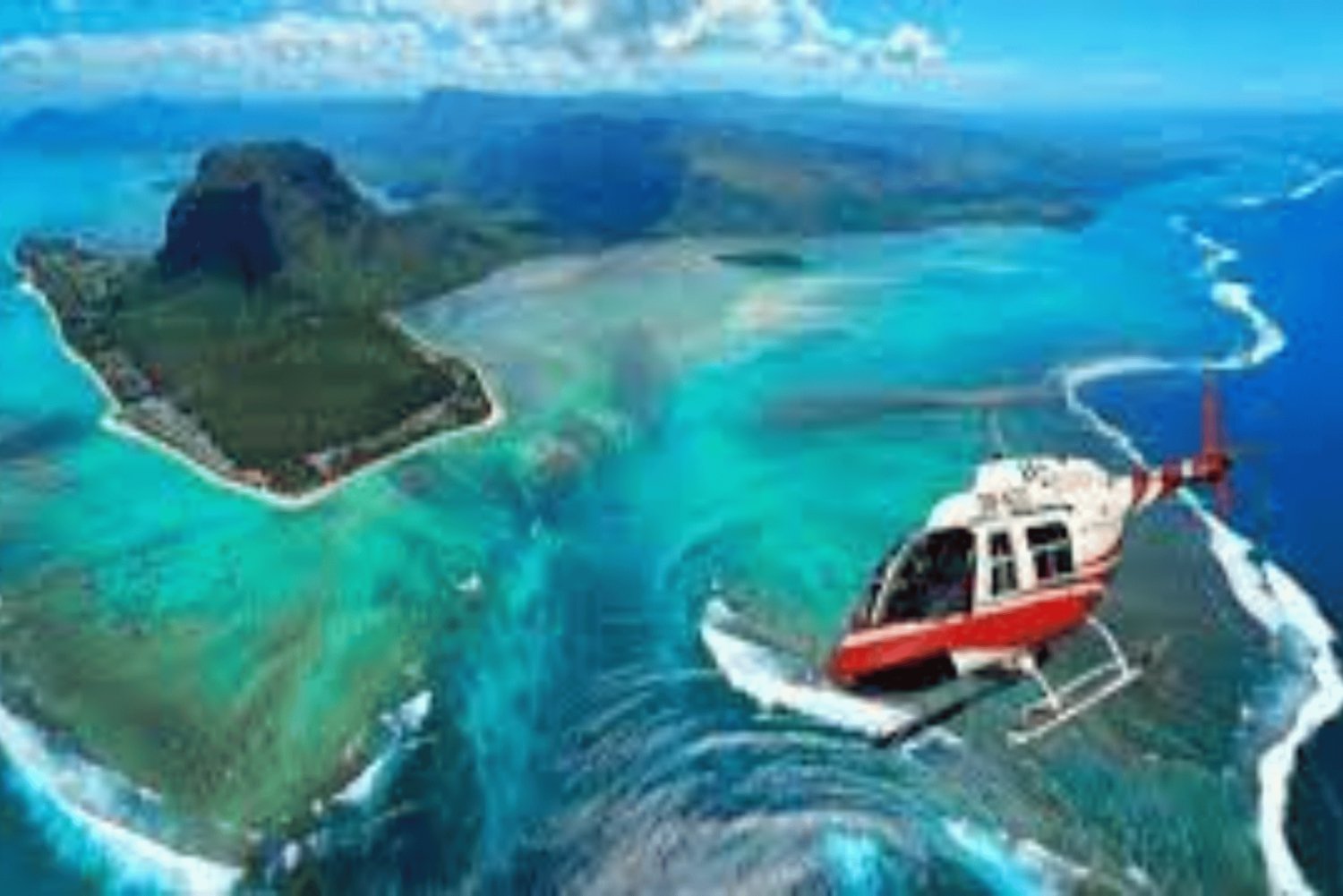 Mauritius: Hubschrauberrundflug mit Hoteltransfers