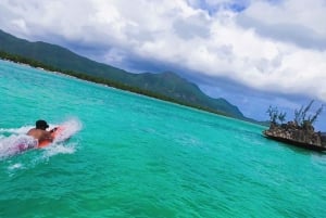 Mauritius: SEABOB exploration in the northern natural aquariums