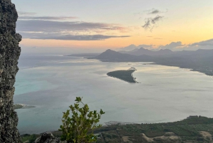 Maurice : Le Morne : Randonnée intime loin de la foule