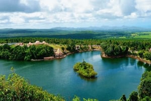 Mauritius South West Discovery tours private car /guide