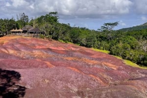 Mauritius: Sunrise Mountain Hike with Southwest Road-trip