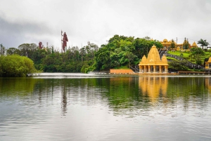 Mauritius: Sunrise Mountain Hike with Southwest Road-trip