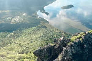 Mauritius: Sunrise Mountain Hike with Southwest Road-trip