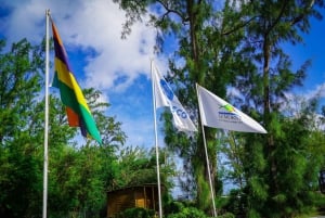 Mauritius: Sunrise Mountain Hike with Southwest Road-trip