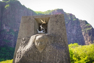 Mauritius: Sunrise Mountain Hike with Southwest Road-trip