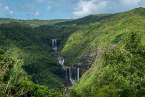 Mauritius: Geführte Wanderung zu den Tamarinden-Wasserfällen mit Schwimmen