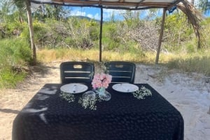 'Pieds dans l'eau': Snorkel & have Lunch on 'Benitier island
