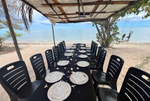 'Pieds dans l'eau': Snorkel & have Lunch on 'Benitier island